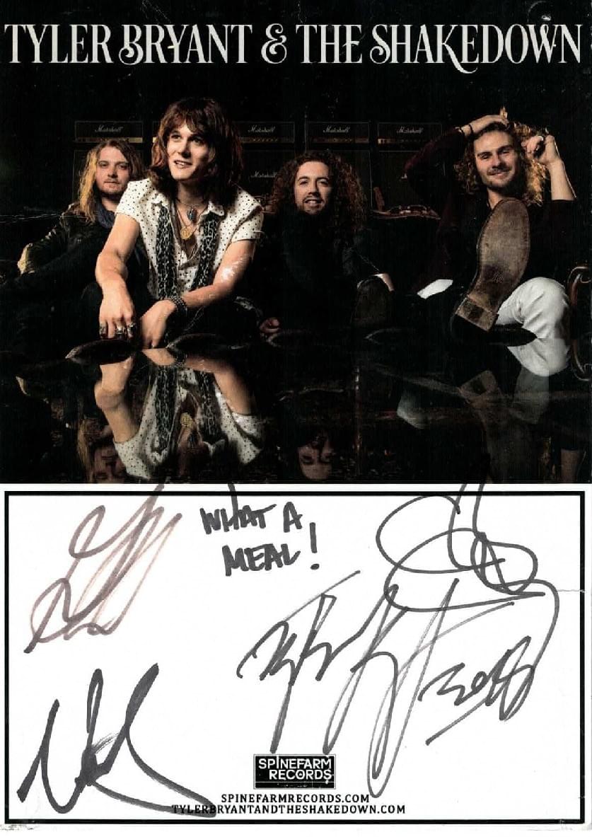 Tyler Bryant & Shakedowns